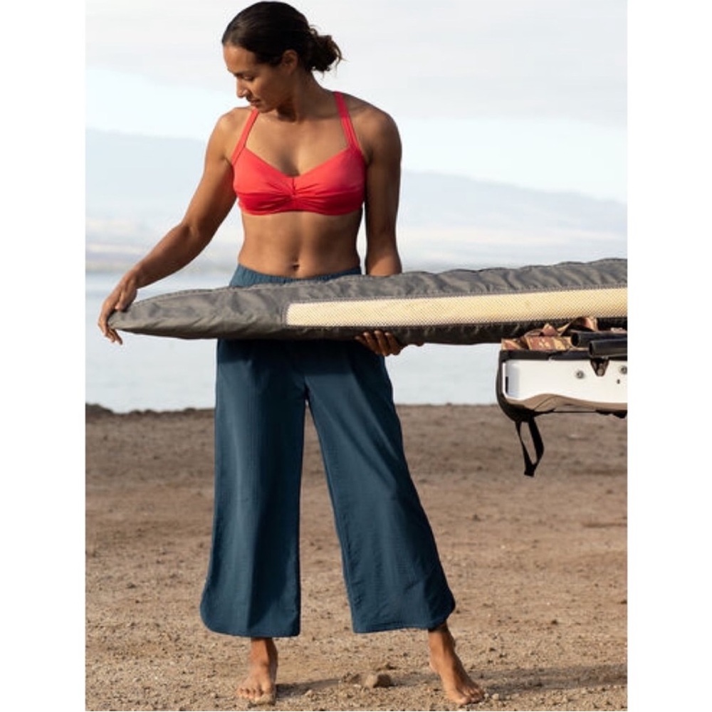 Title Nine Slaycation Cropped Pants Blue Size Small